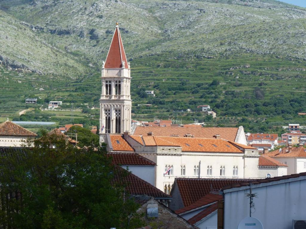 Apartments Kairos Trogir Exterior photo