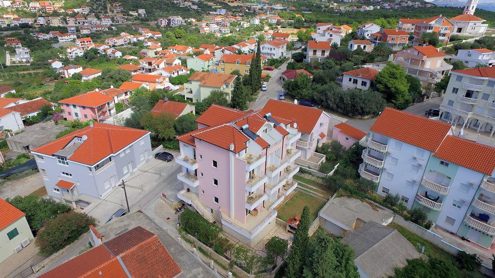 Apartments Kairos Trogir Exterior photo